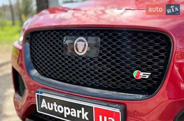 Внедорожник / Кроссовер Jaguar F-Pace 2016 в 