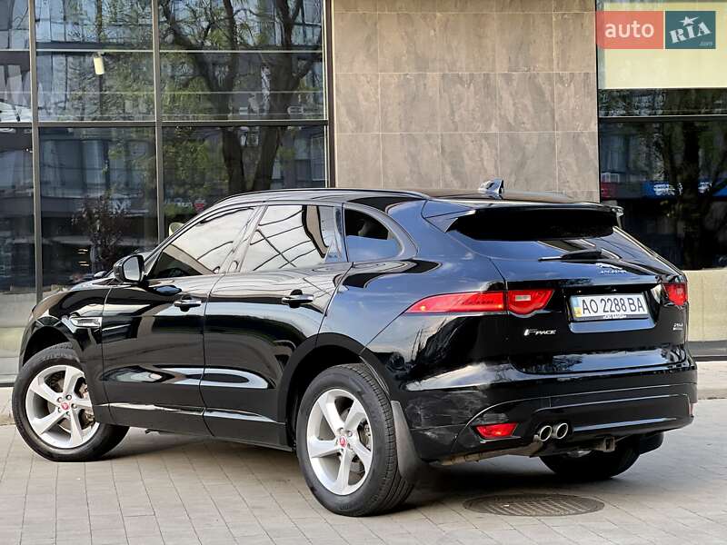 Внедорожник / Кроссовер Jaguar F-Pace 2016 в Ужгороде
