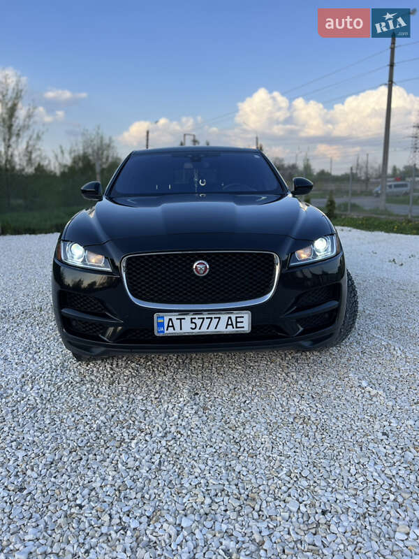 Позашляховик / Кросовер Jaguar F-Pace 2016 в Івано-Франківську