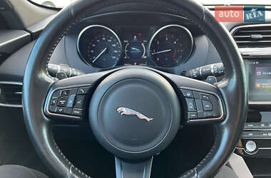 Внедорожник / Кроссовер Jaguar F-Pace 2016 в Ивано-Франковске