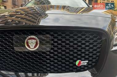 Внедорожник / Кроссовер Jaguar F-Pace 2018 в Киеве