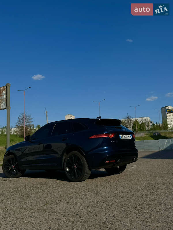 Позашляховик / Кросовер Jaguar F-Pace 2017 в Харкові