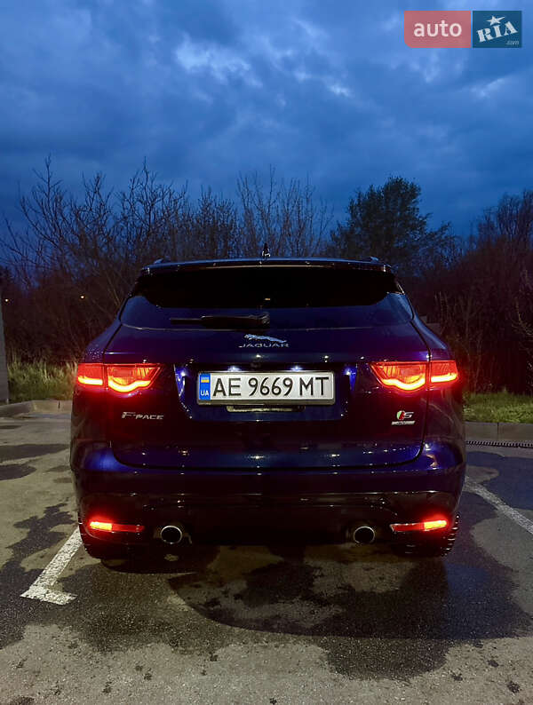 Позашляховик / Кросовер Jaguar F-Pace 2017 в Харкові