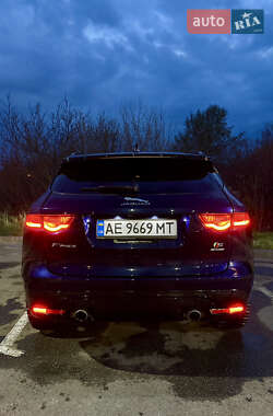 Внедорожник / Кроссовер Jaguar F-Pace 2017 в 