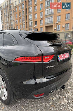 Внедорожник / Кроссовер Jaguar F-Pace 2017 в 