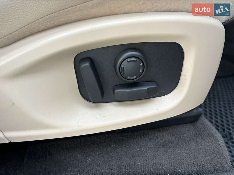 Внедорожник / Кроссовер Jaguar F-Pace 2016 в Стрые фото 63 Внедорожник / Кроссовер Jaguar F-Pace 2016 в Стрые