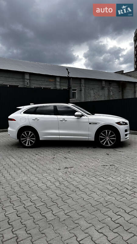 Позашляховик / Кросовер Jaguar F-Pace 2016 в Львові фото 2 Позашляховик / Кросовер Jaguar F-Pace 2016 в Львові