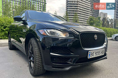 Внедорожник / Кроссовер Jaguar F-Pace 2016 в 