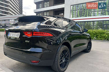 Внедорожник / Кроссовер Jaguar F-Pace 2016 в 