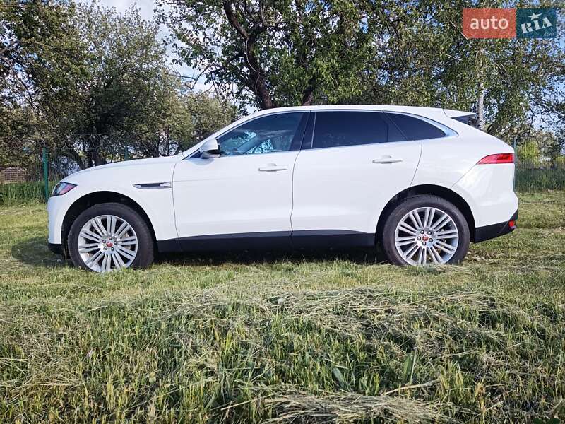 Внедорожник / Кроссовер Jaguar F-Pace 2020 в Киеве