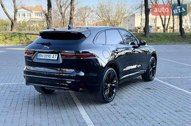 Внедорожник / Кроссовер Jaguar F-Pace 2021 в 