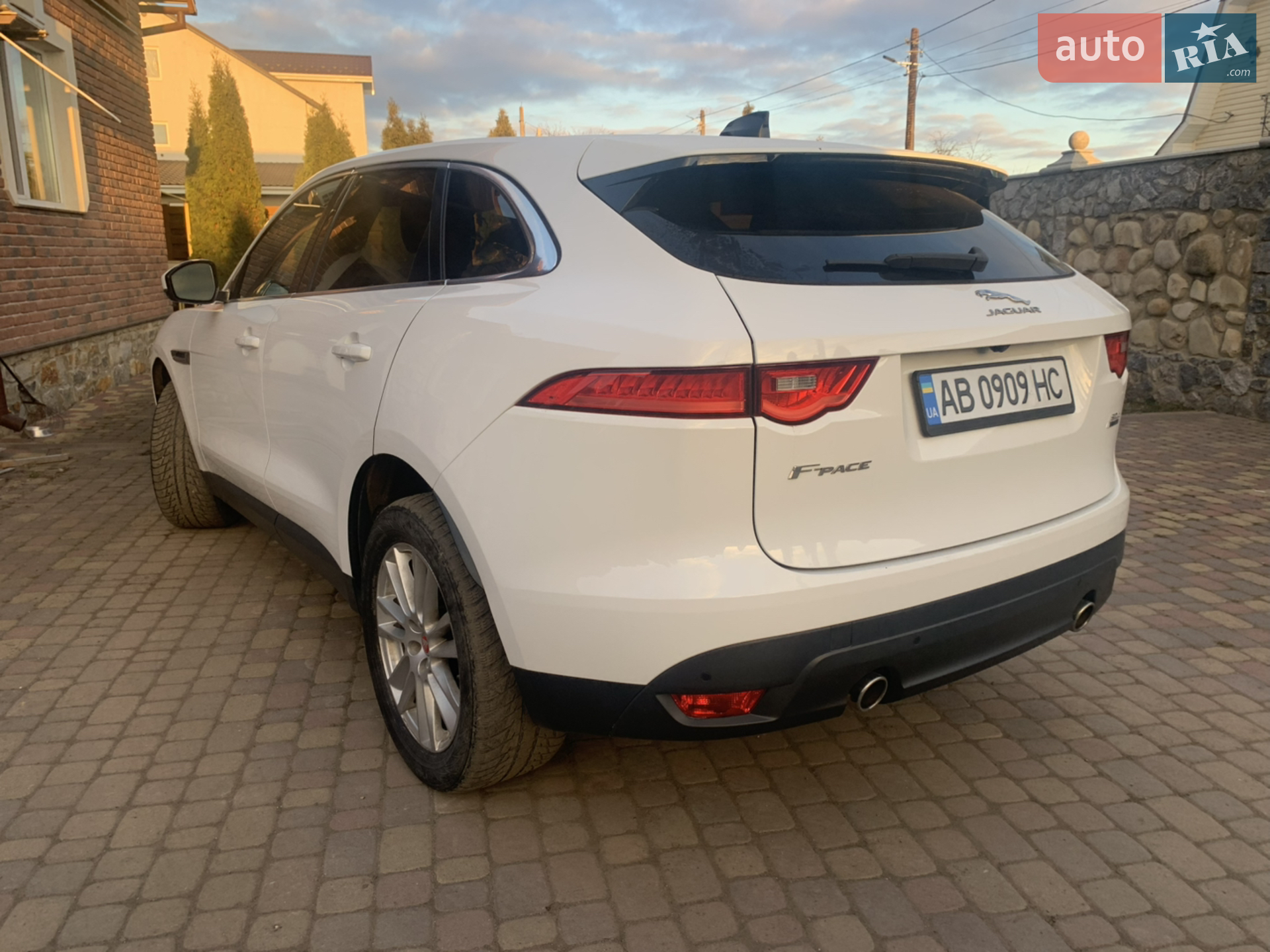 2020 Jaguar F-Pace - мініатюра 4