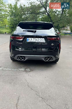 Внедорожник / Кроссовер Jaguar F-Pace 2021 в 