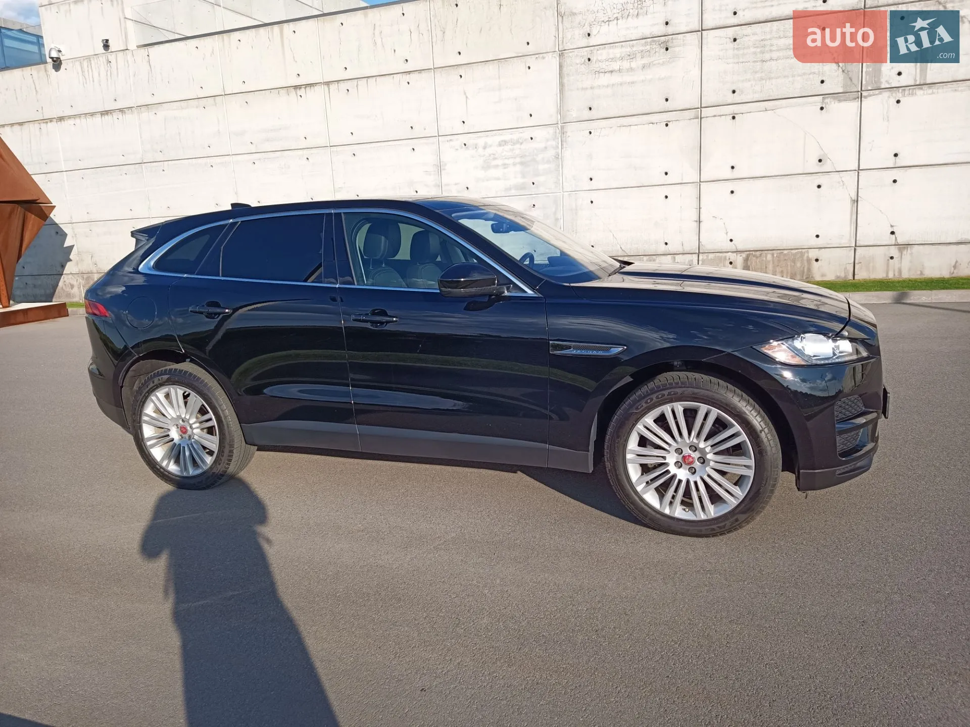 2019 Jaguar F-Pace - мініатюра 8