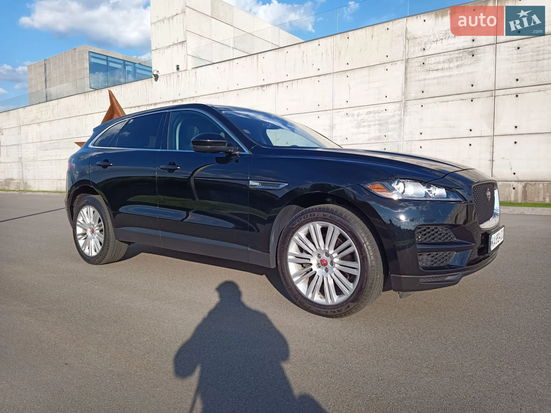 2019 Jaguar F-Pace - мініатюра 13