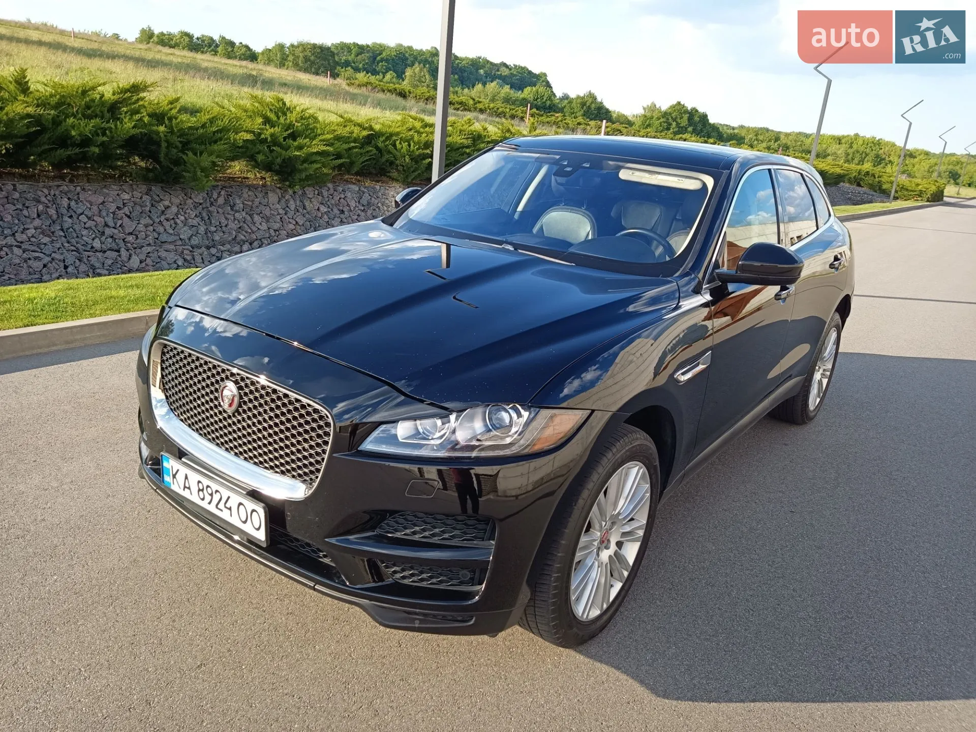 2019 Jaguar F-Pace - мініатюра 16
