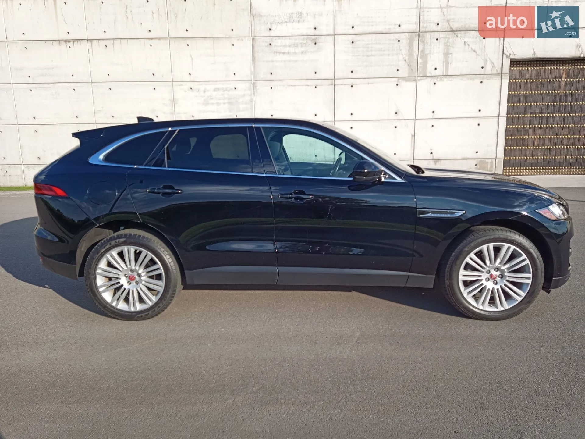 2019 Jaguar F-Pace - мініатюра 24