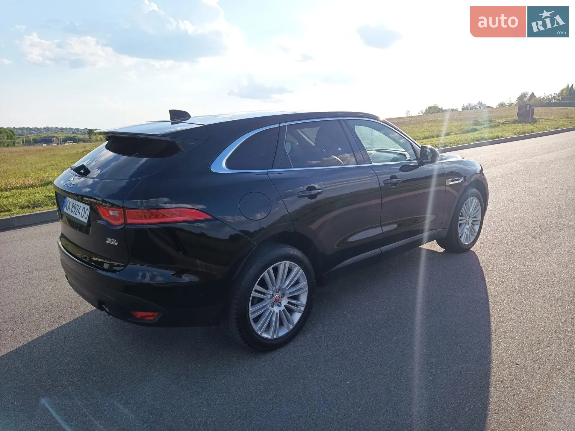 2019 Jaguar F-Pace - мініатюра 35