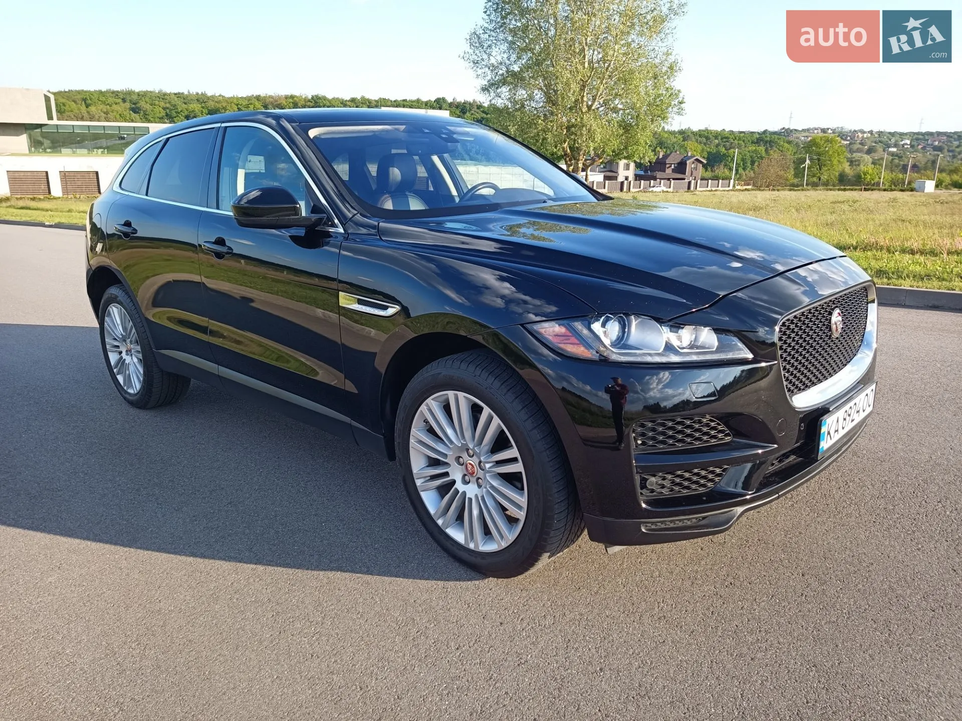 2019 Jaguar F-Pace - мініатюра 38