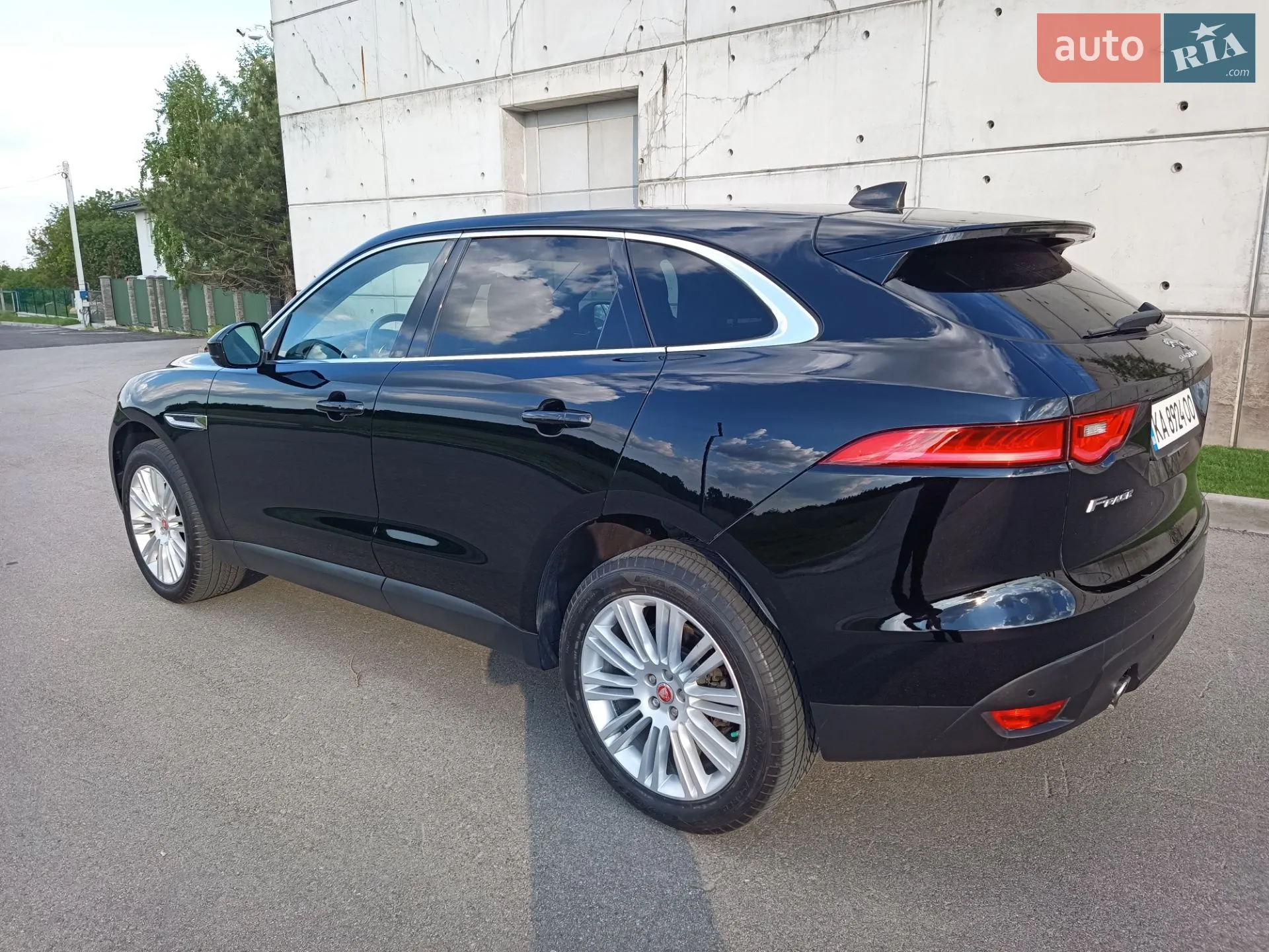 2019 Jaguar F-Pace - мініатюра 50