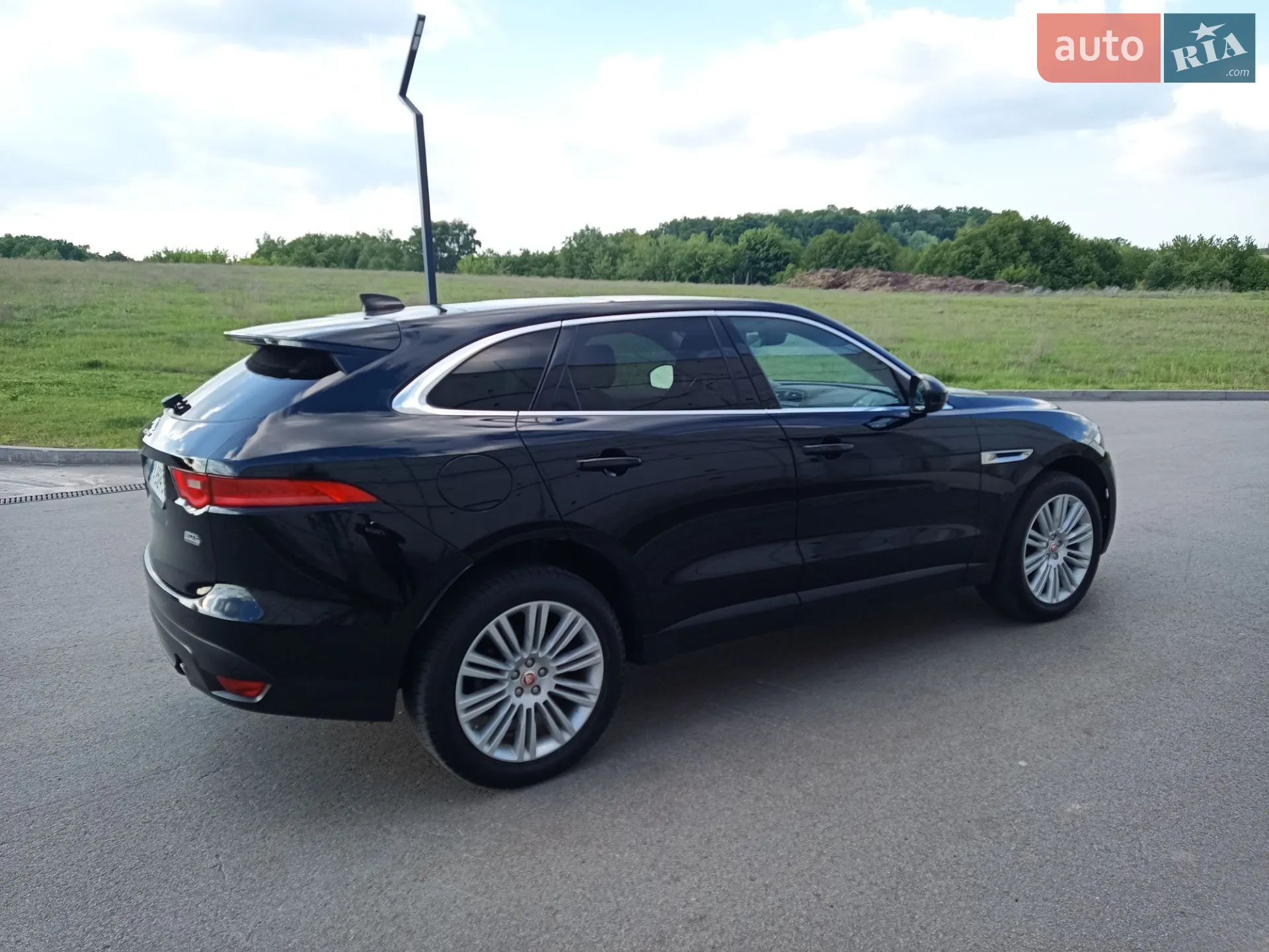 2019 Jaguar F-Pace - мініатюра 57