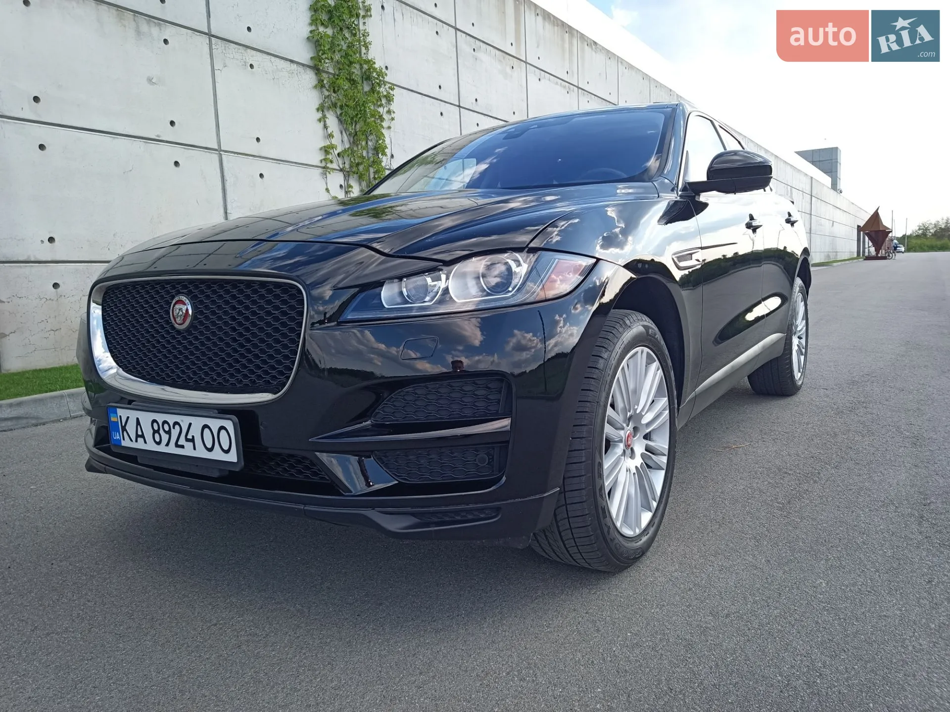 2019 Jaguar F-Pace - мініатюра 66
