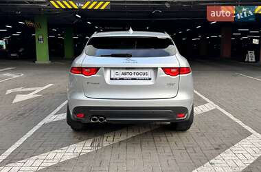 Внедорожник / Кроссовер Jaguar F-Pace 2017 в 