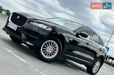 Внедорожник / Кроссовер Jaguar F-Pace 2016 в 