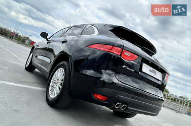 Внедорожник / Кроссовер Jaguar F-Pace 2016 в 
