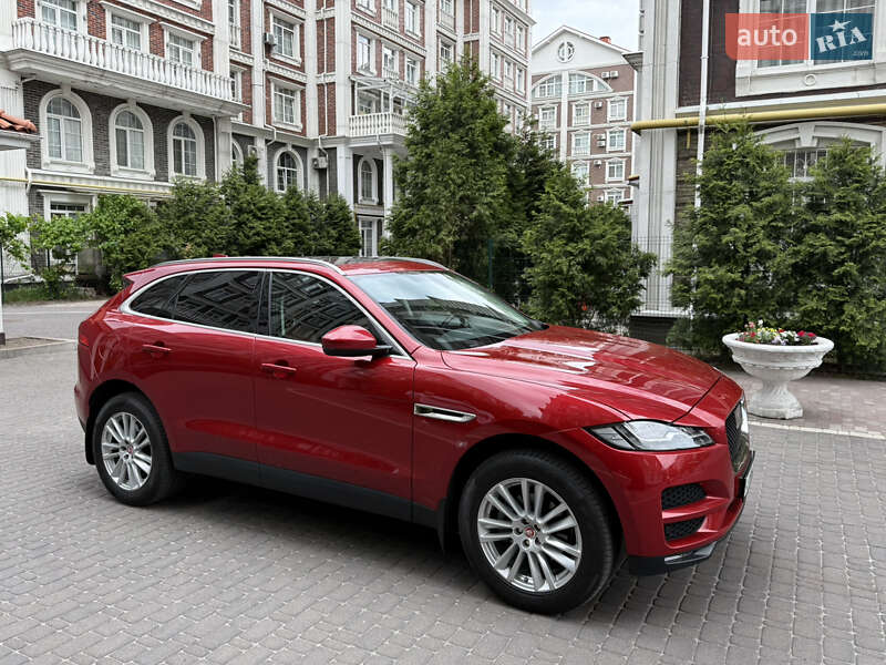 Позашляховик / Кросовер Jaguar F-Pace 2017 в Києві