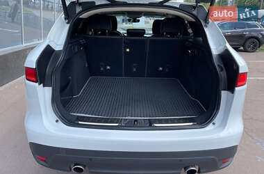 Внедорожник / Кроссовер Jaguar F-Pace 2019 в 