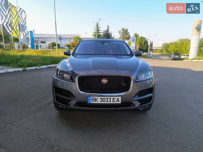 Внедорожник / Кроссовер Jaguar F-Pace 2016 в 