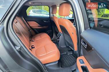 Внедорожник / Кроссовер Jaguar F-Pace 2016 в 