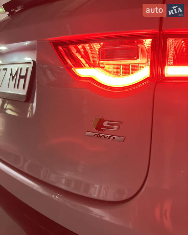 Позашляховик / Кросовер Jaguar F-Pace 2020 в Києві