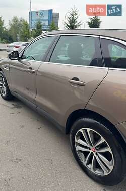 Внедорожник / Кроссовер Jaguar F-Pace 2016 в 