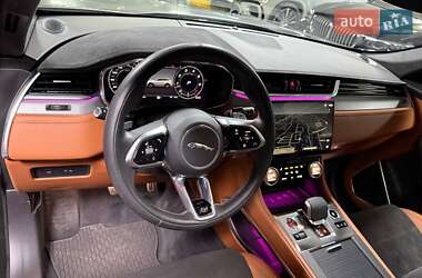 Внедорожник / Кроссовер Jaguar F-Pace 2022 в 