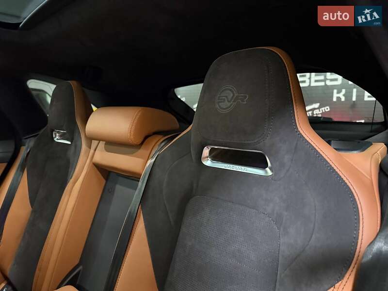 Внедорожник / Кроссовер Jaguar F-Pace 2022 в Киеве