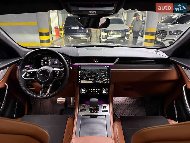 Внедорожник / Кроссовер Jaguar F-Pace 2022 в Киеве