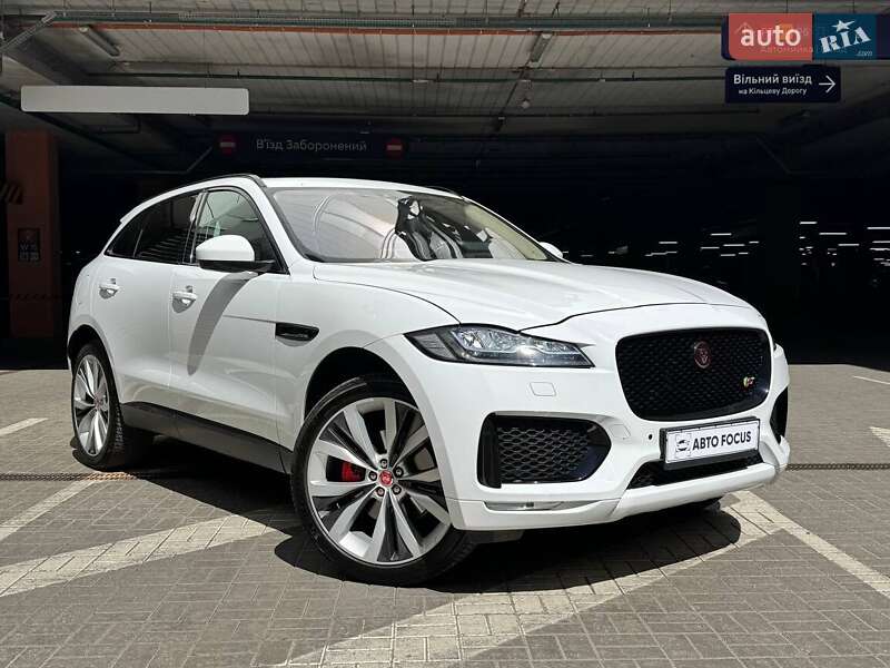 Jaguar F-Pace 2018