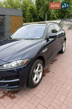Позашляховик / Кросовер Jaguar F-Pace 2017 в 