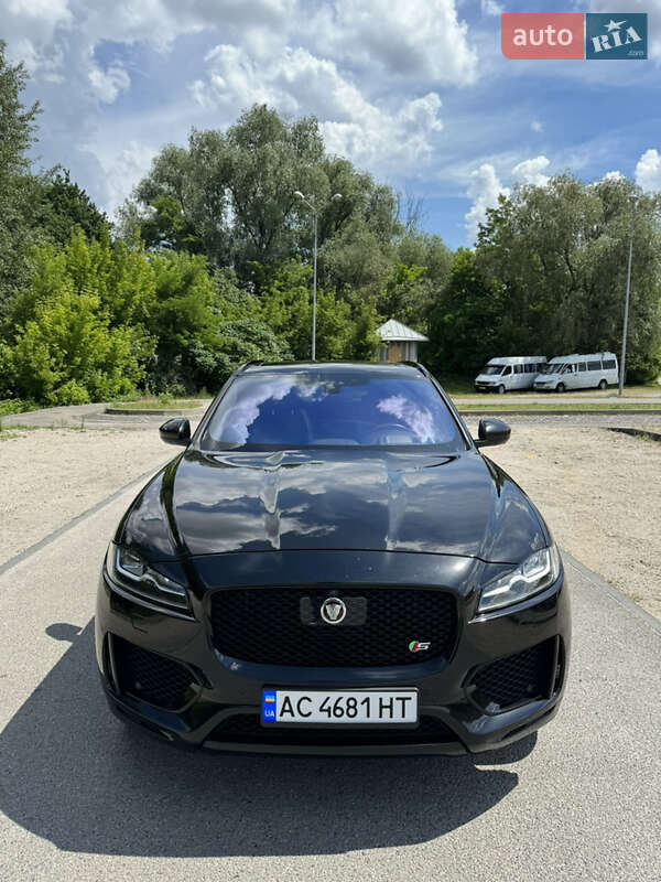 Внедорожник / Кроссовер Jaguar F-Pace 2016 в Днепре