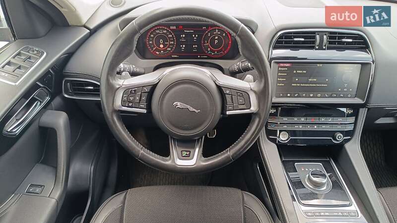 Внедорожник / Кроссовер Jaguar F-Pace 2019 в Киеве фото 9 Внедорожник / Кроссовер Jaguar F-Pace 2019 в Киеве