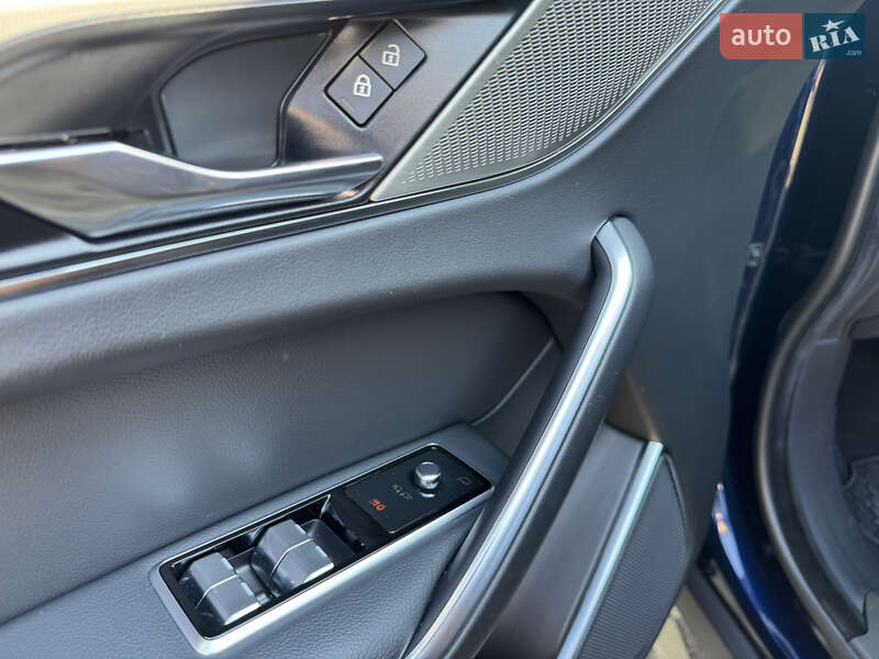 Внедорожник / Кроссовер Jaguar F-Pace 2021 в Одессе фото 29 Внедорожник / Кроссовер Jaguar F-Pace 2021 в Одессе