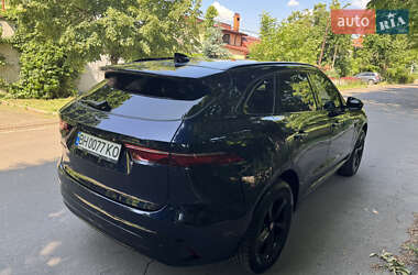 Внедорожник / Кроссовер Jaguar F-Pace 2021 в 