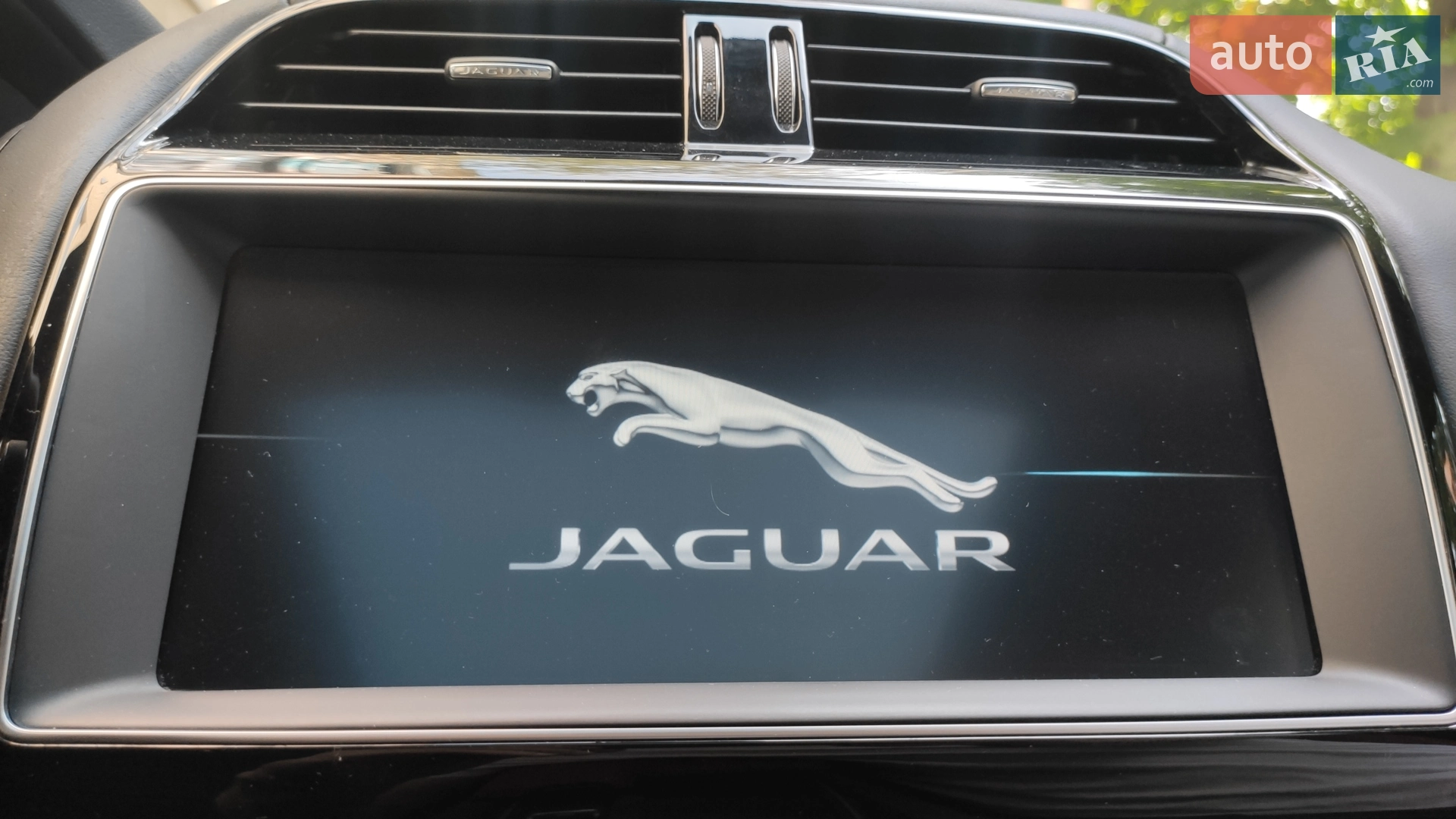 2017 Jaguar F-Pace - мініатюра 17