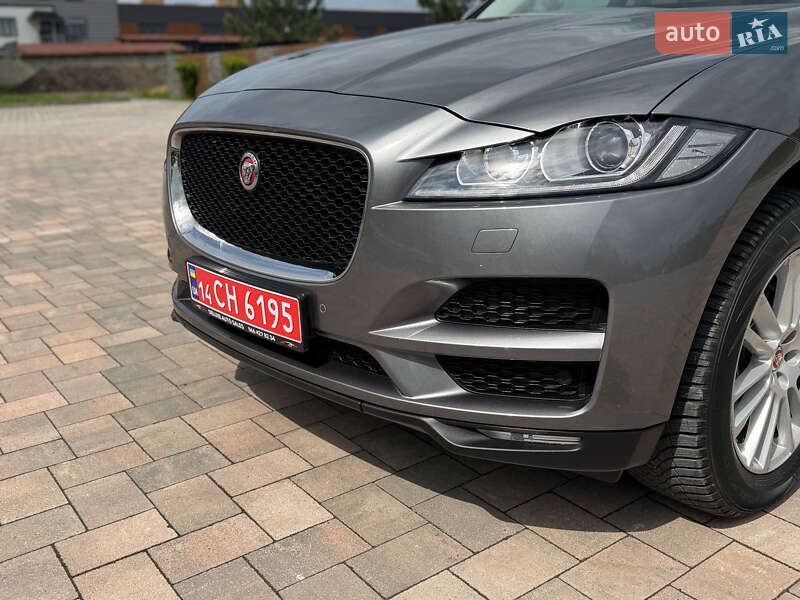 Позашляховик / Кросовер Jaguar F-Pace 2018 в Івано-Франківську