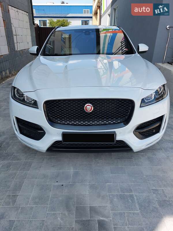 Внедорожник / Кроссовер Jaguar F-Pace 2016 в Звягеле