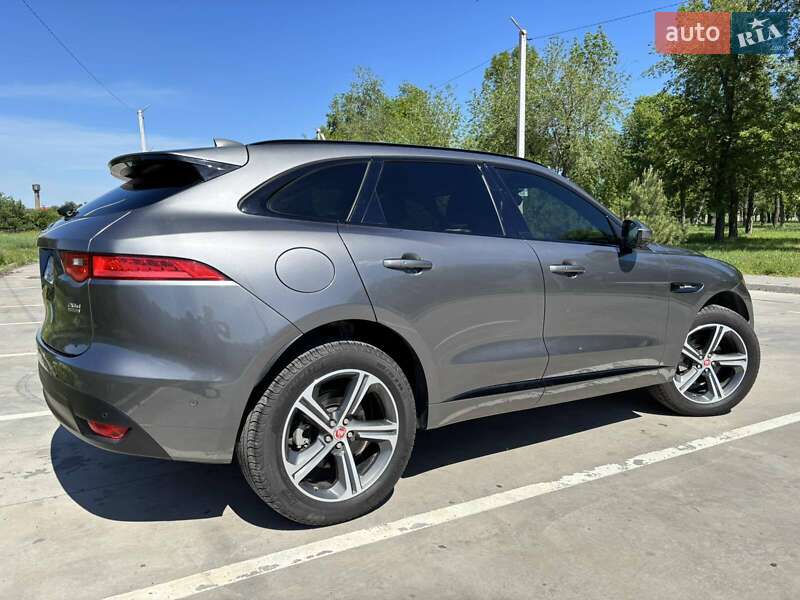 Позашляховик / Кросовер Jaguar F-Pace 2019 в Дніпрі