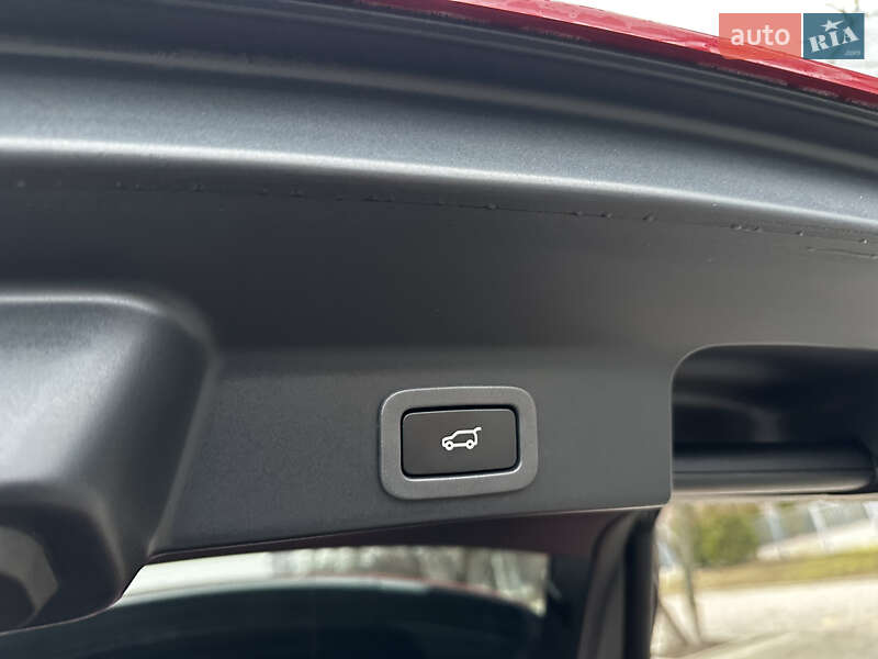 Внедорожник / Кроссовер Jaguar F-Pace 2017 в Харькове фото 27 Внедорожник / Кроссовер Jaguar F-Pace 2017 в Харькове