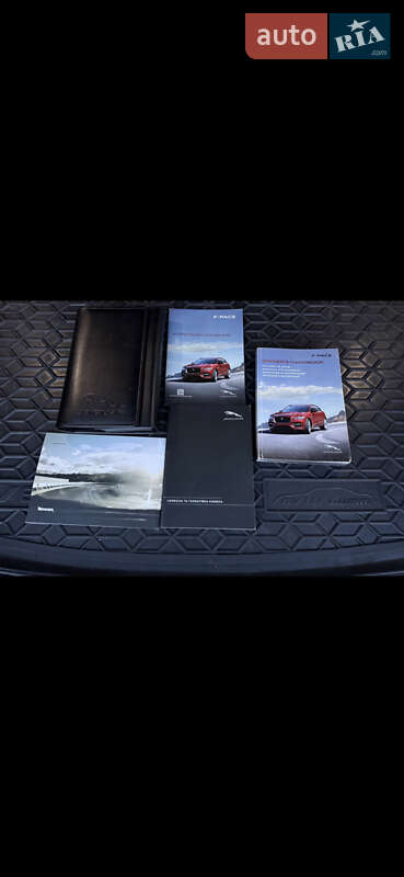 Внедорожник / Кроссовер Jaguar F-Pace 2016 в 